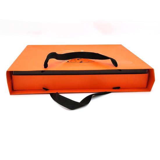Rigid Cardboard Foldable Paper Gift Packaging Luxury Box with Ribbon/Magnetic Closure/Drawer/Lid for Storage/Jewelry/Wine/Candle/Tea/Rose